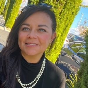 Meet your Posher, Kat